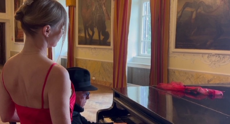 Karin Kofler con il M° Silvio Donati al pianoforte