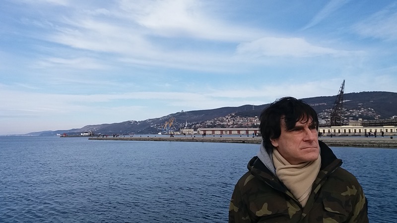 Fabio Colussi davanti al suo mare